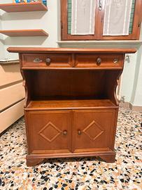 Mobile credenza in legno per cucina o sala