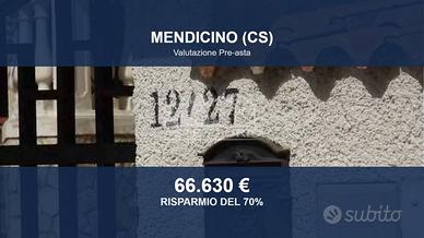 Immobile in asta di 316 m² con più di 5 locali a M