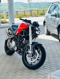 Ducati monster S2R 800