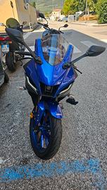 Yamaha YZF - R125