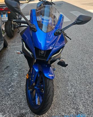 Yamaha YZF - R125