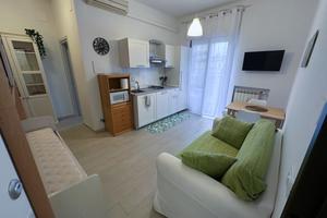 MONOLOCALE con bagno esclusivo