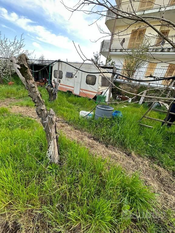 Terreno di 2200 m² a Giugliano in Campania - Vista 3