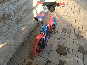 bici spiderman per bimbo