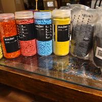 Sassolini e sabbie colorate