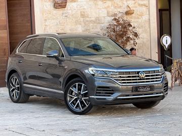 VOLKSWAGEN TOUAREG 3.0 V6 EHYBRID 340 CV PLUG-IN H
