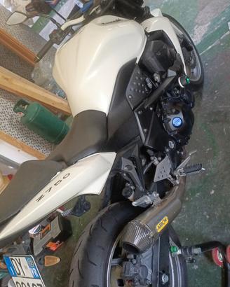 Kawasaki z 750 bianca ghiaccio 