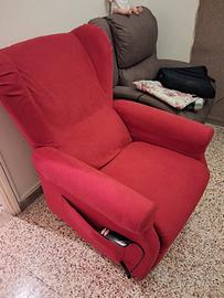 Poltrona motorizzata alzapersone come nuova