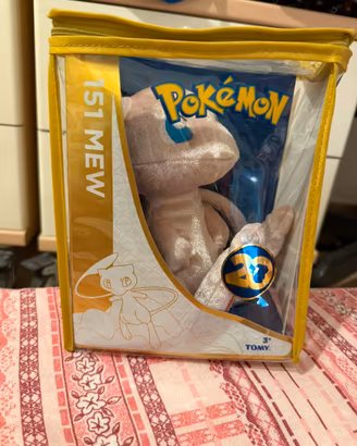 Peluche pokemon mew 20 anniversario