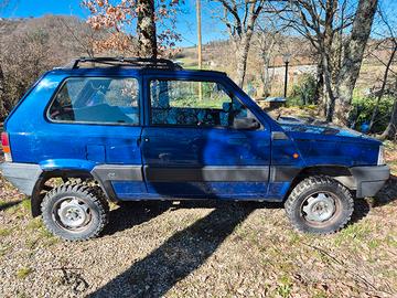 panda 4x4 climbing  euro 4000.