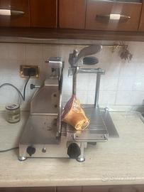 AFFETTATRICE PROFESSIONALE