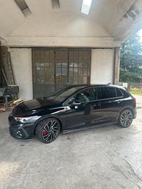 Golf VIII 2020 2.0 tsi 245cv dsg GTI