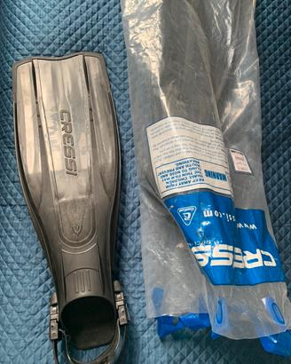 Pinne cressi sub pesca