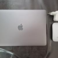 MacBook Air 2018 - 16GB RAM + Magic Mouse