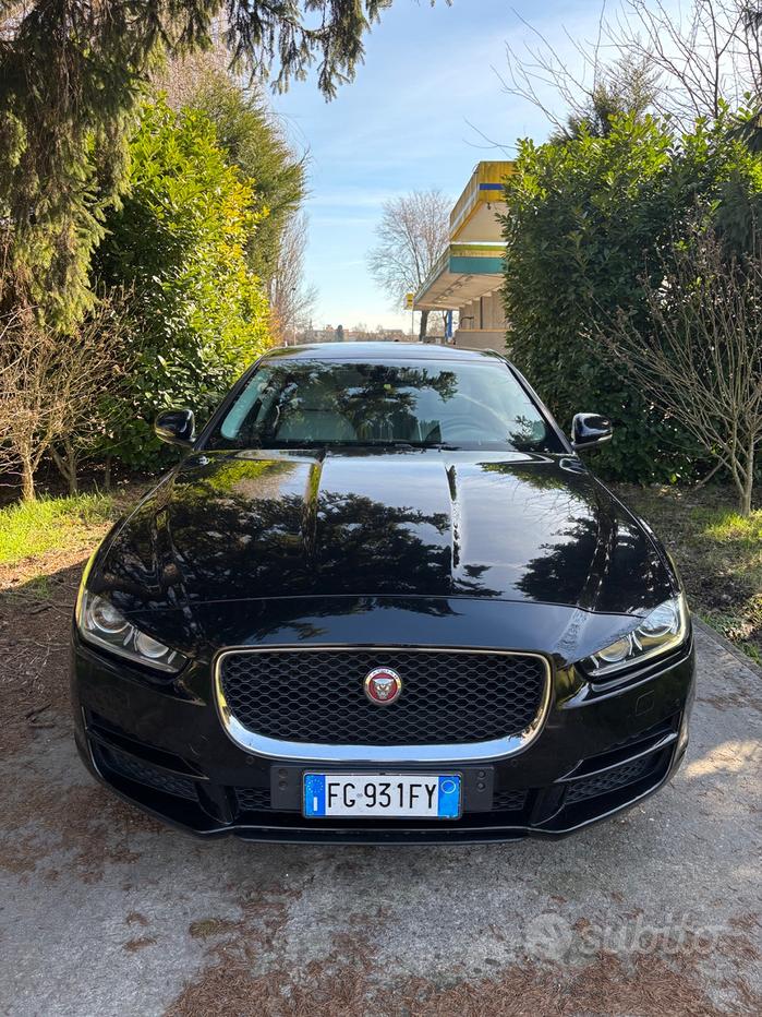 JAGUAR XE (X760)