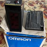 OMRON E3JM-R4R4-G FOTOCELLULA