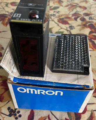 OMRON E3JM-R4R4-G FOTOCELLULA