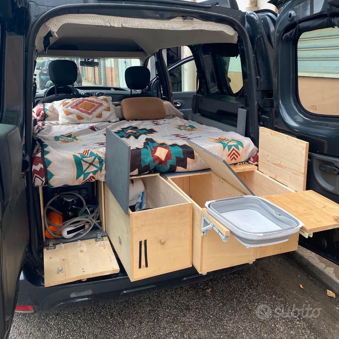 Dacia dokker 2020 - Van Camperizzato - Caravan e Camper In vendita a ...
