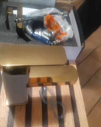 Rubinetti bagno nuovi mai montati