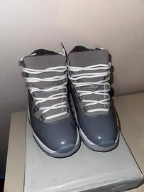 JORDAN 11 GRIGIE