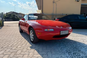 Mazda MX-5 1.6i 16V cat 1 SERIE