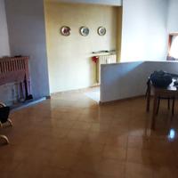 Casa indipendente in Sant'Angelo le Fratte