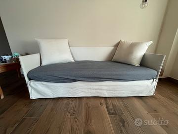 letto a una piazza con cassetto estraibile