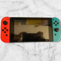 Nintendo Switch moddabile con accessori