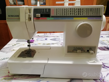 Macchina per cucire Singer model 9123