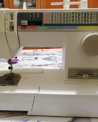 Macchina per cucire Singer model 9123
