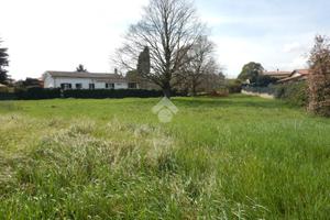 TER. RESIDENZIALE A NEPI