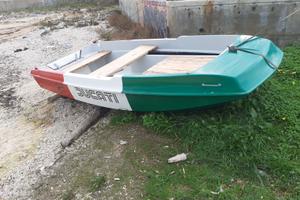 Barca con e senza motore