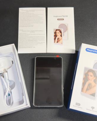 Display video selfie magsafe