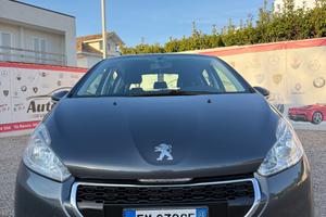 Peugeot 208 1.4 HDi 68 CV 5 porte Allure