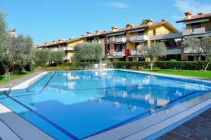 3 LOCALI A SIRMIONE