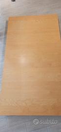 tavolo in legno moderno