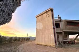 VILLA SINGOLA A OFFIDA