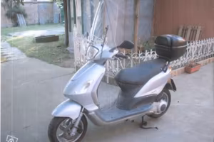 Scooter Piaggio Fly