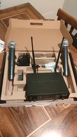 amplificatore per karaoke con due microfoni nuovo 