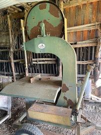 Sega a nastro COMAP per trattore