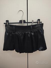 Mini gonna nera a palloncino 