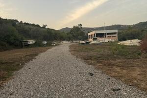 Capannone industriale, commerciale e artigianale