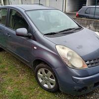 Nissan note diesel no fiat panda doblo