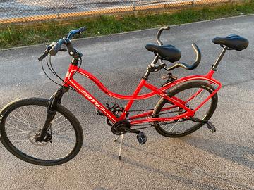 BICICLETTA TANDEM