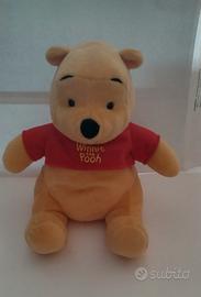 PELOUCHE WINNIE THE POOH