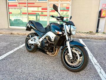 Suzuki GSR 600