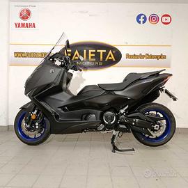 Yamaha T-Max 560 - 2025