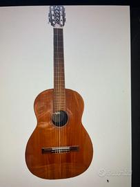 CHITARRA CLASSICA DI GIORGIO