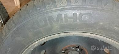 4 pneumatici invernali e 4 cerchi in acciaio FIAT