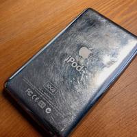 iPod Classic 30GB – FUNZIONA – Schermo Rotto